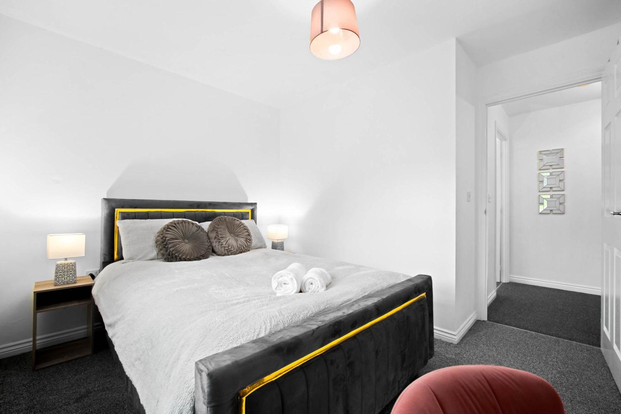 Harmony House 3 Bedroom New Build For Families, Contractors, Black Country Museum Sleeps 6 Типтон Экстерьер фото