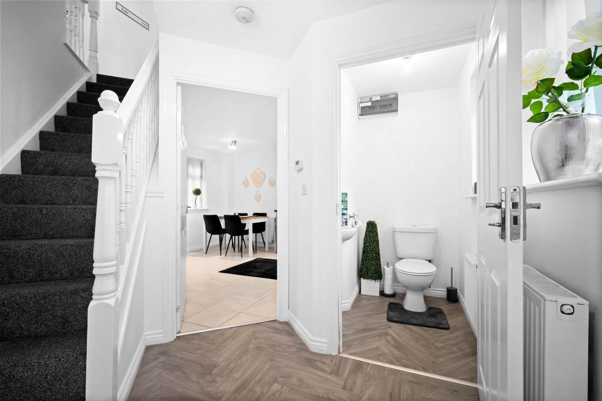 Harmony House 3 Bedroom New Build For Families, Contractors, Black Country Museum Sleeps 6 Типтон Экстерьер фото