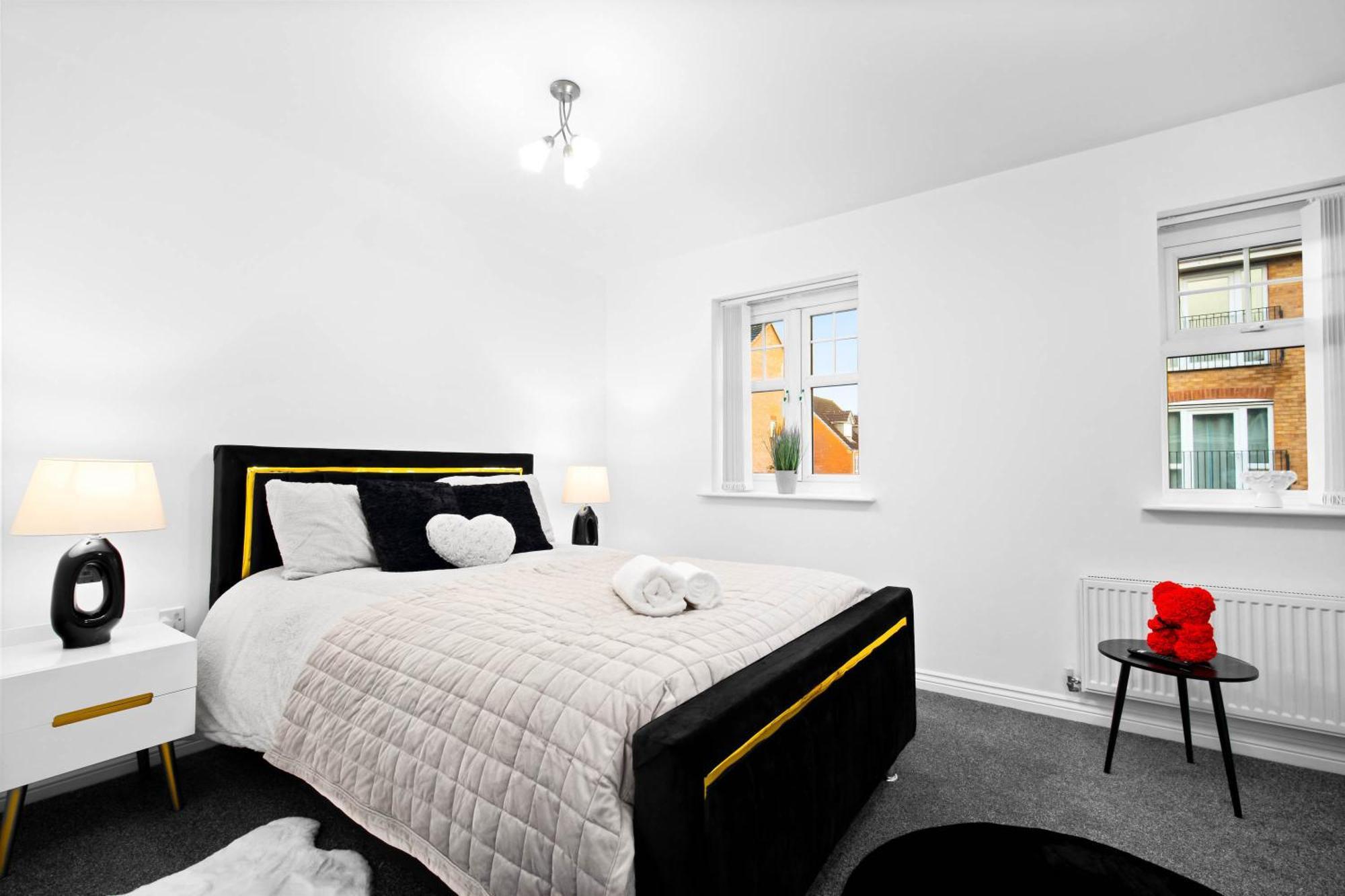 Harmony House 3 Bedroom New Build For Families, Contractors, Black Country Museum Sleeps 6 Типтон Экстерьер фото
