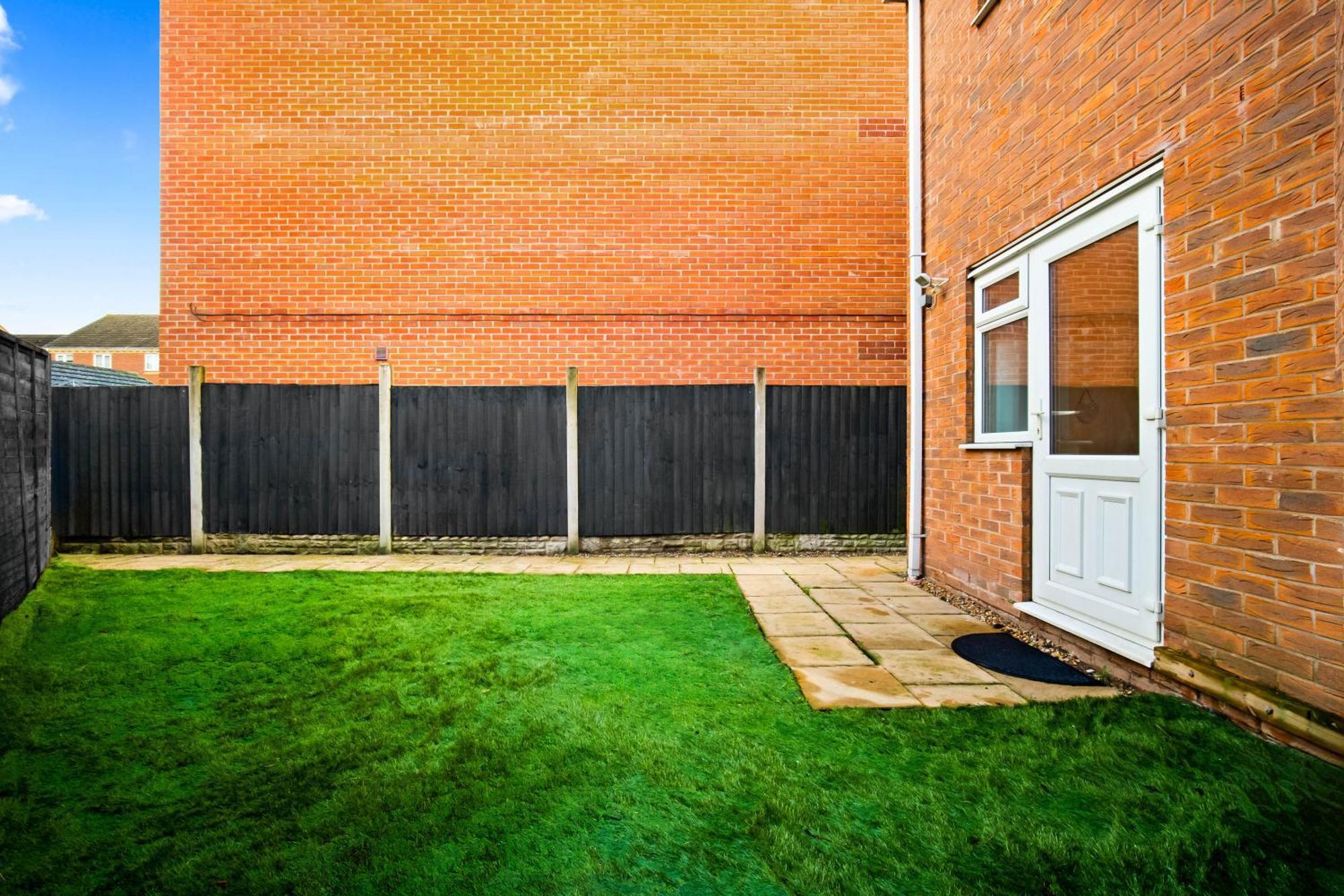 Harmony House 3 Bedroom New Build For Families, Contractors, Black Country Museum Sleeps 6 Типтон Экстерьер фото
